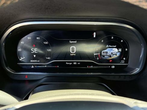 Certified 2024 GMC Yukon AT4 w/ Technology Package AWD/4WD image 25