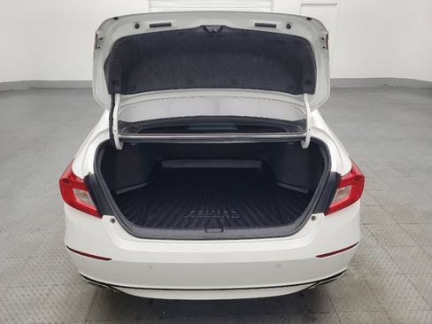 Used 2019 Honda Accord Touring image 29