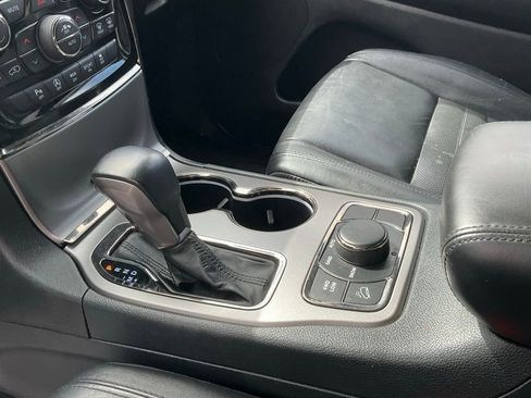 Used 2020 Jeep Grand Cherokee Limited X image 14