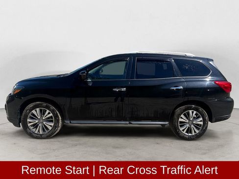 Used 2020 Nissan Pathfinder SL AWD/4WD image 2