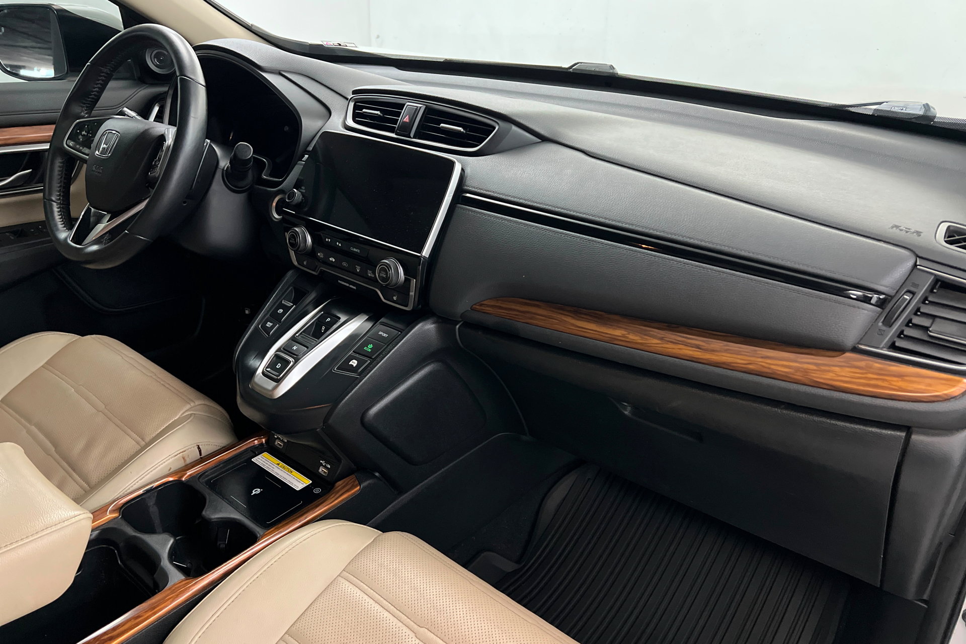 Used 2022 Honda CR-V Touring image 25