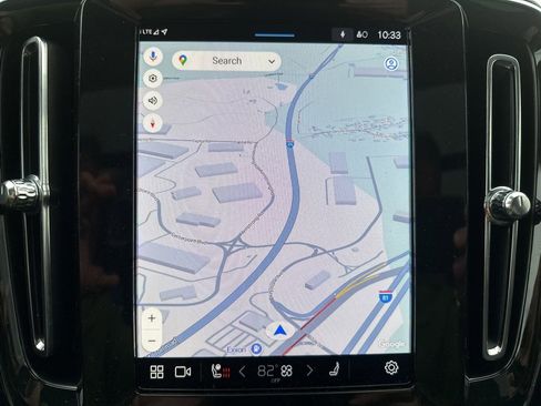 Certified 2025 Volvo XC40 B5 Core image 31