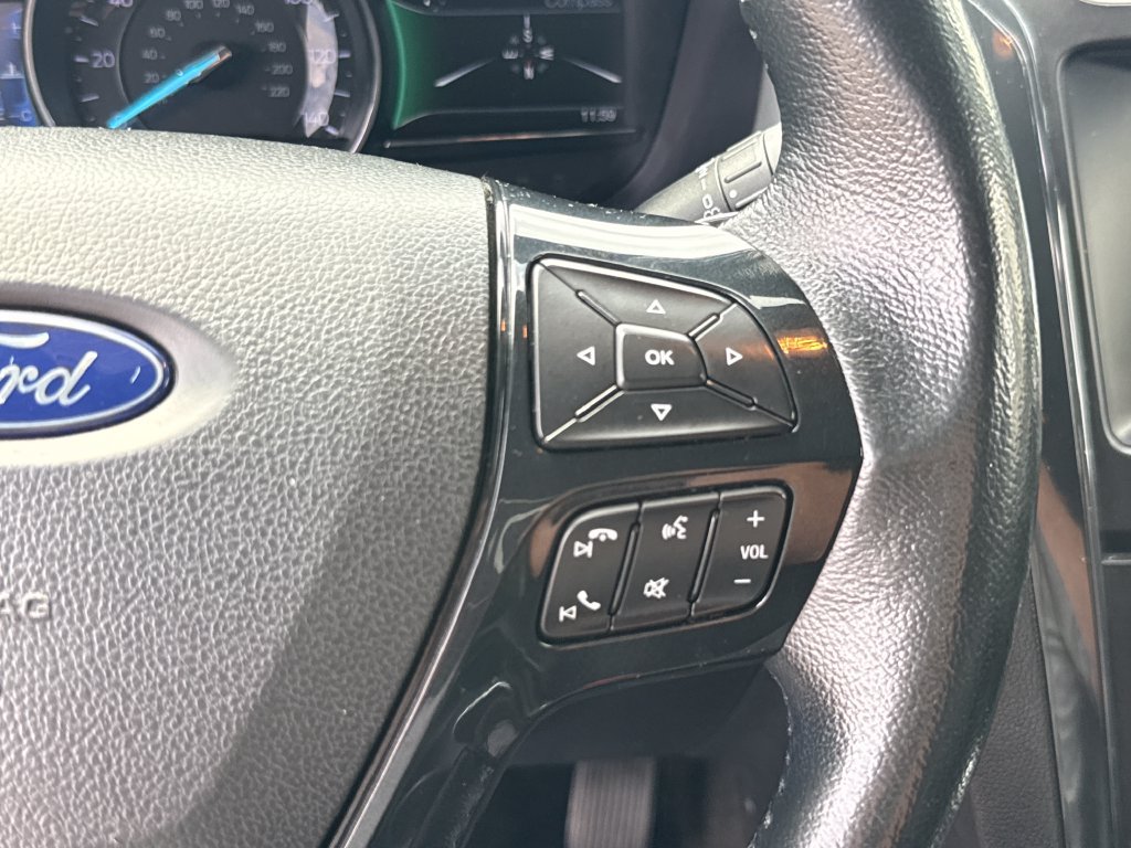 Used 2017 Ford Explorer XLT w/ Equipment Group 202A FWD image 16