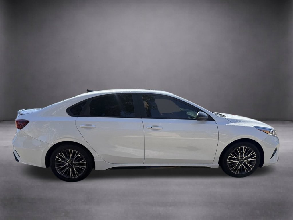 Used 2024 Kia Forte GT-Line w/ GT-Line Premium Package FWD image 16