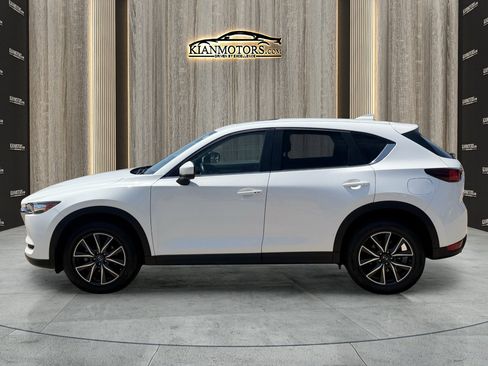 Used 2018 MAZDA CX-5 Touring w/ Preferred Equipment Package FWD image 4