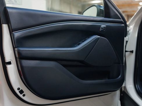 Used 2021 Ford Mustang Mach-E California Route 1 image 28