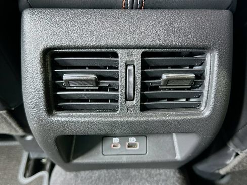 Used 2024 Nissan Altima 2.0 SR FWD image 26
