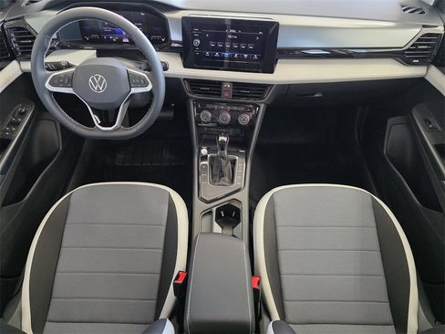 New 2026 Volkswagen Taos S image 18