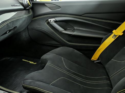 Used 2021 Ferrari F8 Tributo RWD image 37
