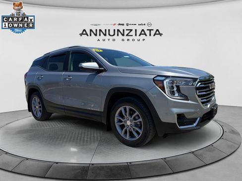 Used 2024 GMC Terrain SLT AWD/4WD image 7