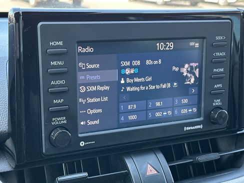 Certified 2021 Toyota RAV4 XLE w/ Convenience Package image 18