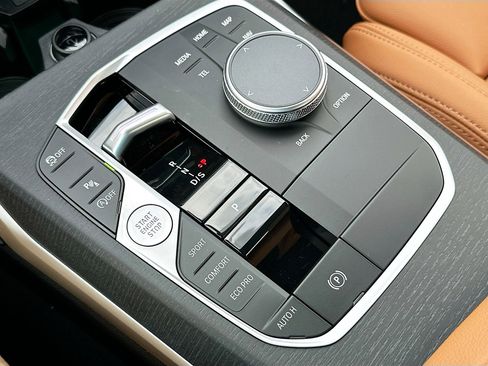 New 2026 BMW 330i Sedan w/ Convenience Package RWD image 14