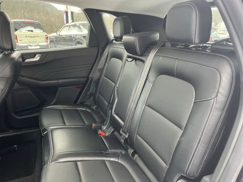 Used 2024 Ford Escape Platinum AWD/4WD image 27
