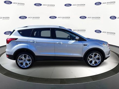 Certified 2019 Ford Escape Titanium image 6