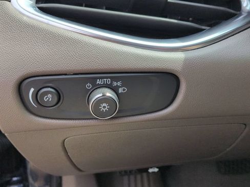 Used 2020 Chevrolet Malibu LT FWD image 19