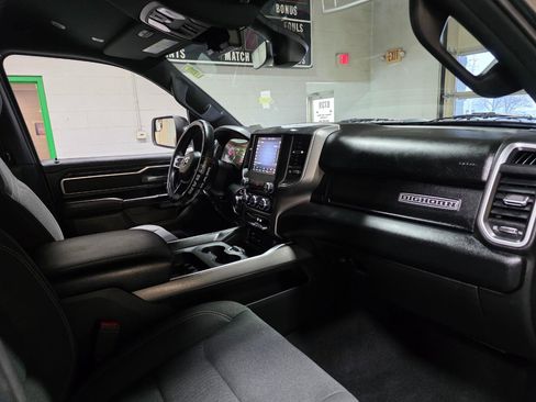 Used 2019 RAM 1500 Big Horn image 25