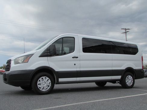 Used 2016 Ford Transit 350 XL RWD image 10