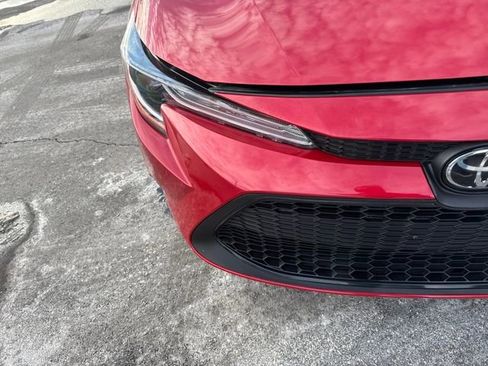 Used 2021 Toyota Corolla LE image 40