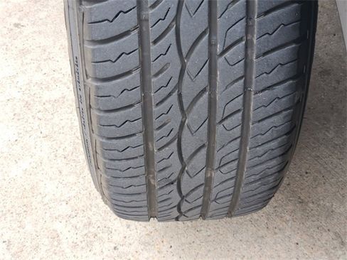 Used 2023 Subaru Outback Premium image 11