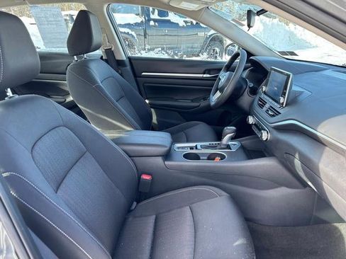 Used 2022 Nissan Altima 2.5 SV image 15