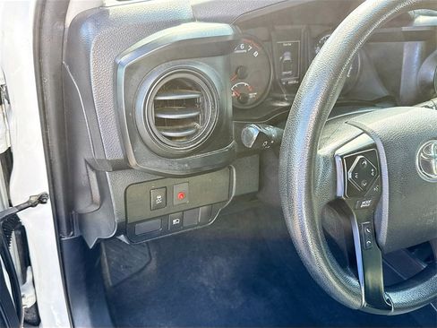 Used 2021 Toyota Tacoma SR image 11