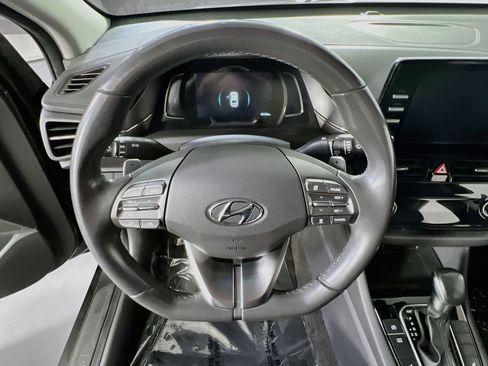 Used 2021 Hyundai Ioniq SEL FWD image 11