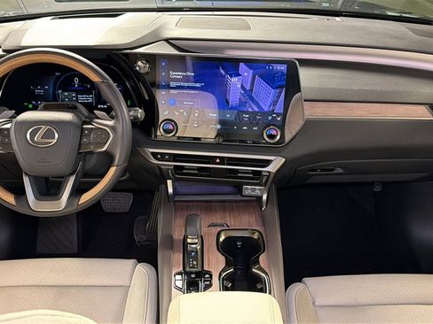 Used 2025 Lexus RX 450h AWD w/ Luxury Package image 18