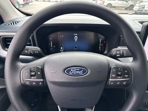 New 2026 Ford Maverick XLT image 25