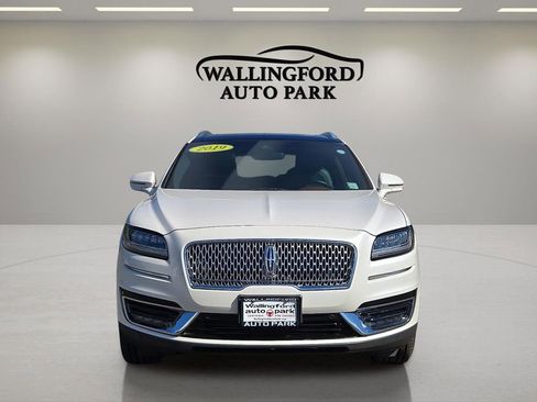Used 2019 Lincoln Nautilus Black Label AWD/4WD image 2