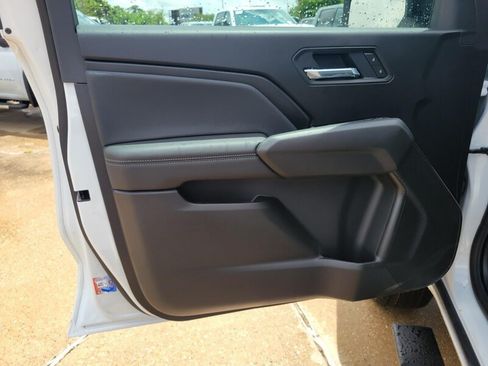 New 2026 GMC Canyon Elevation w/ Convenience Package RWD image 14