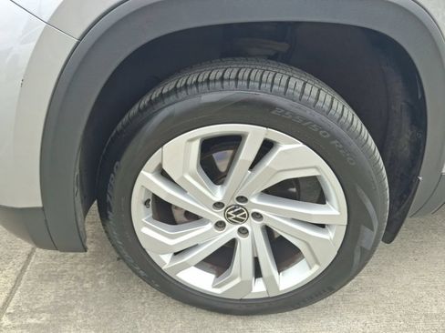 Used 2020 Volkswagen Atlas Cross Sport SEL AWD/4WD image 4