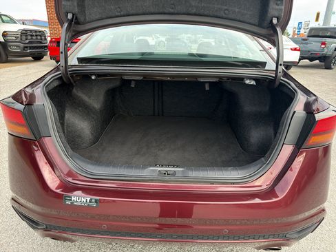 Used 2023 Nissan Altima 2.5 SV w/ SV Premium Package FWD image 28