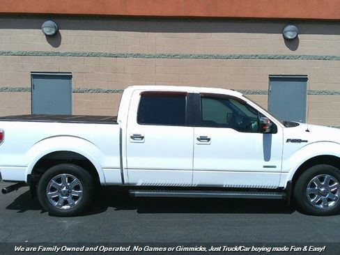 Used 2014 Ford F150 Lariat w/ Lariat Chrome Package image 8