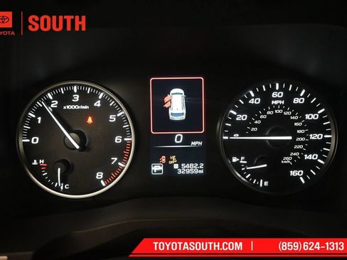 Used 2025 Subaru Ascent Premium AWD/4WD image 12