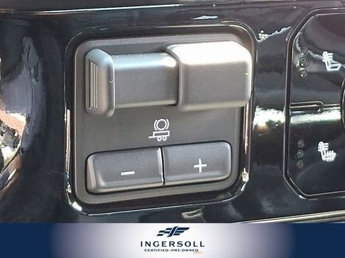 Used 2024 Chevrolet Silverado 1500 LT Trail Boss image 37