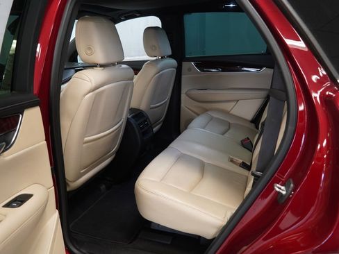 Used 2017 Cadillac XT5 Premium Luxury w/ Advanced Security Package image 20