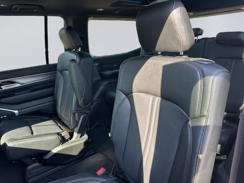 New 2025 Jeep Wagoneer Series II w/ Premium Group I image 13