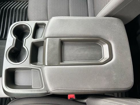 Used 2025 Chevrolet Silverado 1500 LT image 31