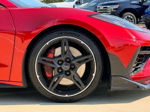Used 2021 Chevrolet Corvette Stingray Premium Conv w/ Z51 Performance Package RWD image 15