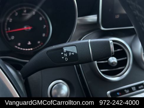 Used 2019 Mercedes-Benz GLC 300 4MATIC image 20
