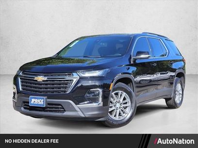 Used 2023 Chevrolet Traverse LT