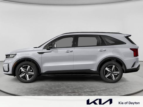 Used 2023 Kia Sorento EX w/ Panoramic Sunroof Package FWD image 3