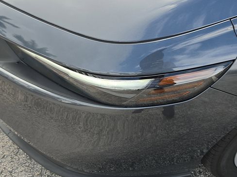 Certified 2025 Honda Accord LX image 9