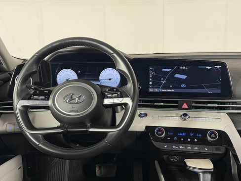 Used 2023 Hyundai Elantra Limited w/ Cargo Package FWD image 33