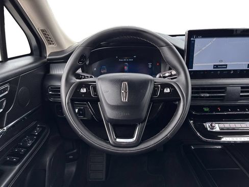 Certified 2024 Lincoln Corsair FWD image 18