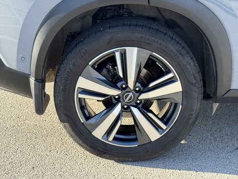 Used 2022 Nissan Rogue Platinum w/ Head-Up Display Package image 44