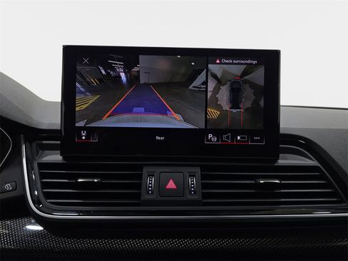 Used 2024 Audi SQ5 Prestige image 23