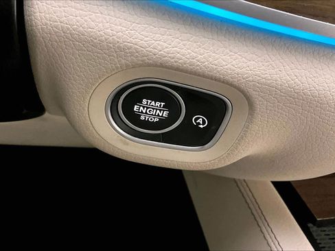 Used 2021 Mercedes-Benz GLE 350 4MATIC image 34