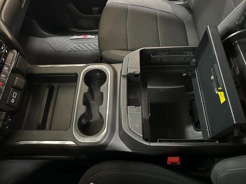 Used 2021 Chevrolet Silverado 1500 RST image 30