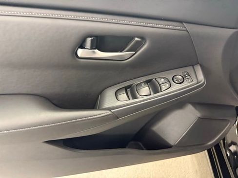 New 2025 Nissan Sentra SV image 12